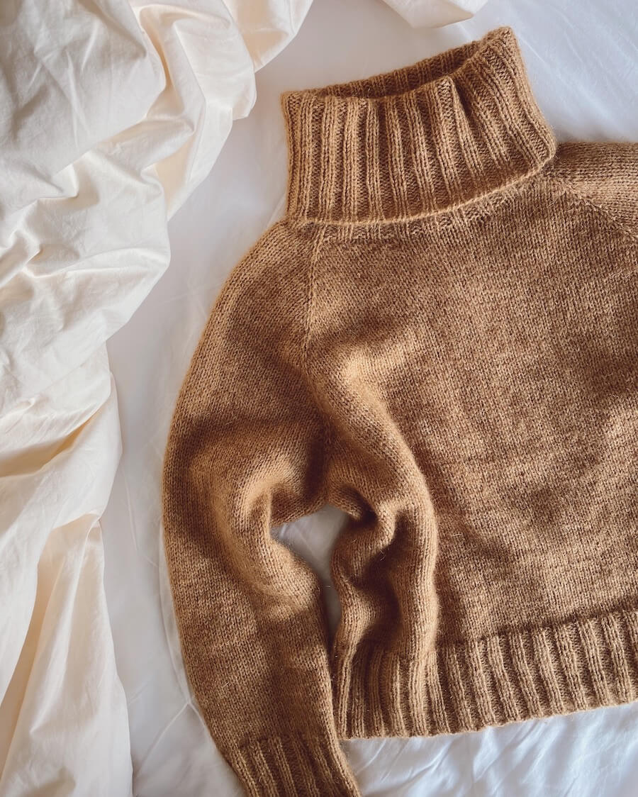 Caramel Sweater - Strickanleitung von PetiteKnit
