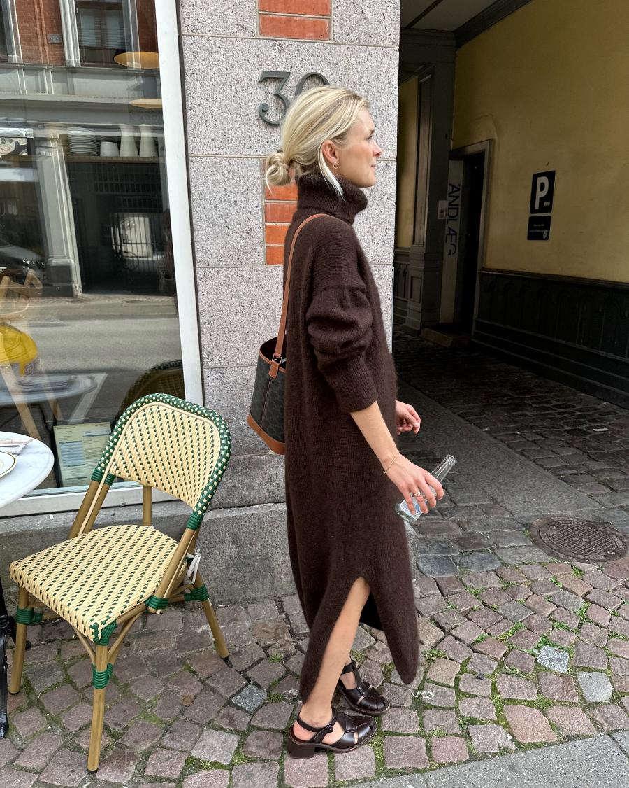 Chestnut Dress - Strickanleitung von PetiteKnit
