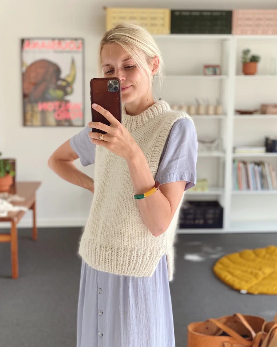 Holiday Pullunder - Strickanleitung von PetiteKnit