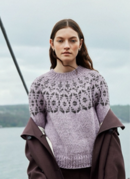 Høstlynggenser - Pullover mit Colourwork-Rundpasse - Strickanleitung von Rauma Garn