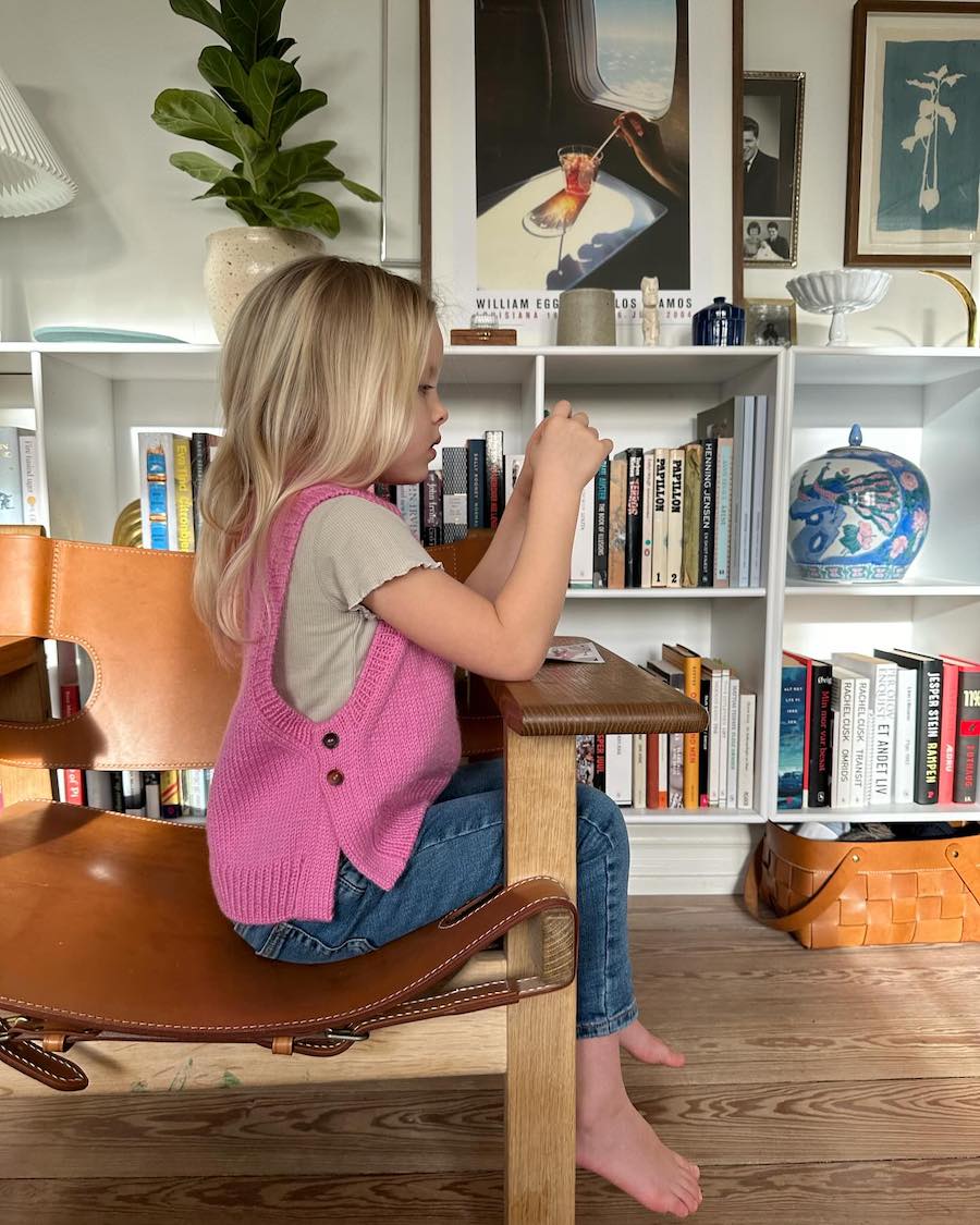 Lulu Slipover Junior - Strickanleitung von PetiteKnit