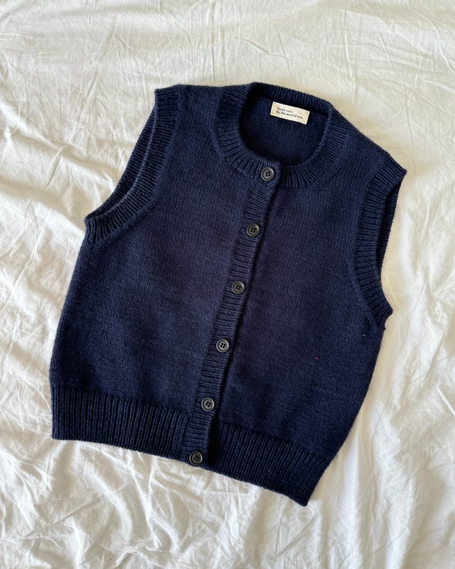 Maggie Vest - Strickanleitung von PetiteKnit