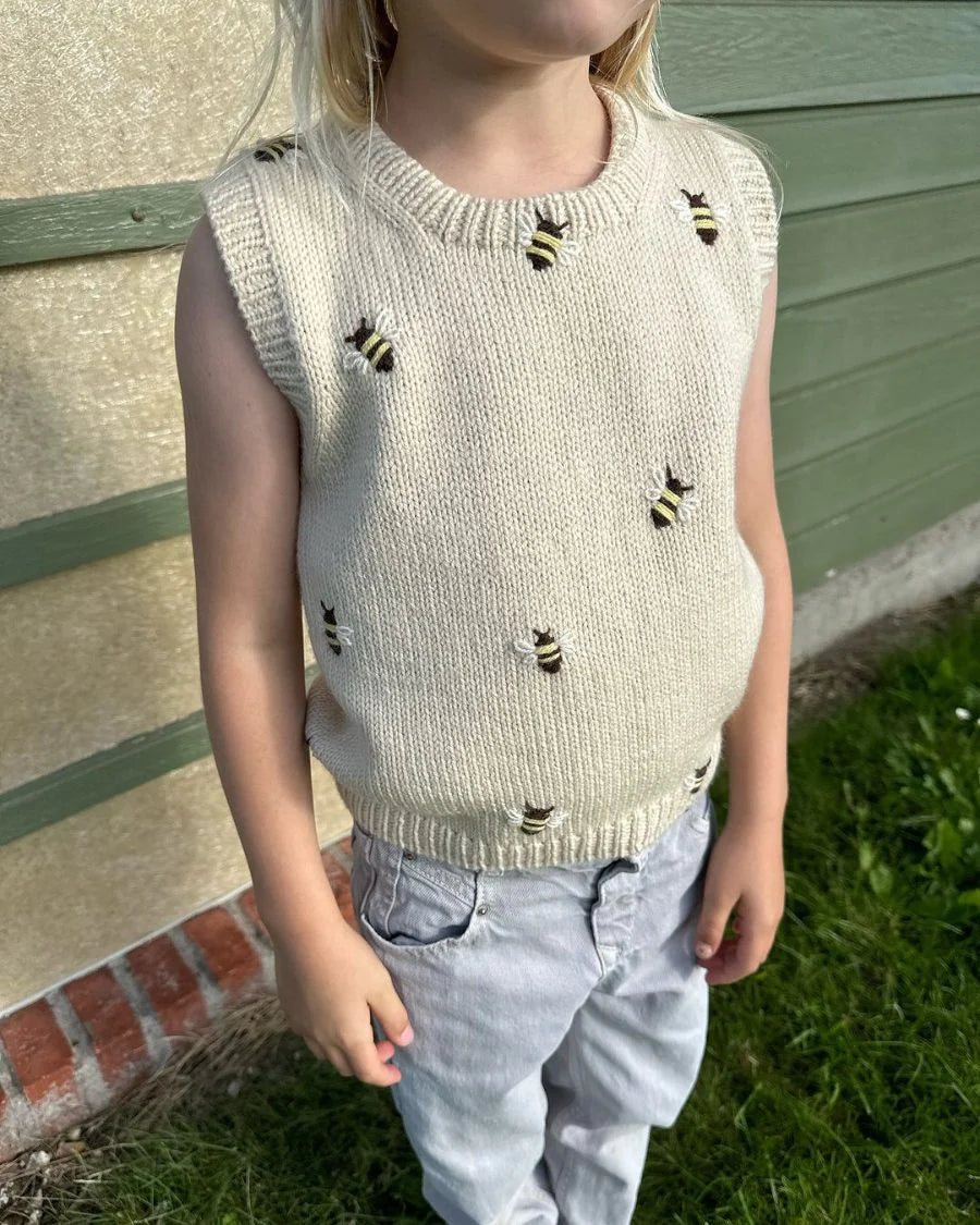 Novice Slipover Junior - Strickanleitung von PetiteKnit