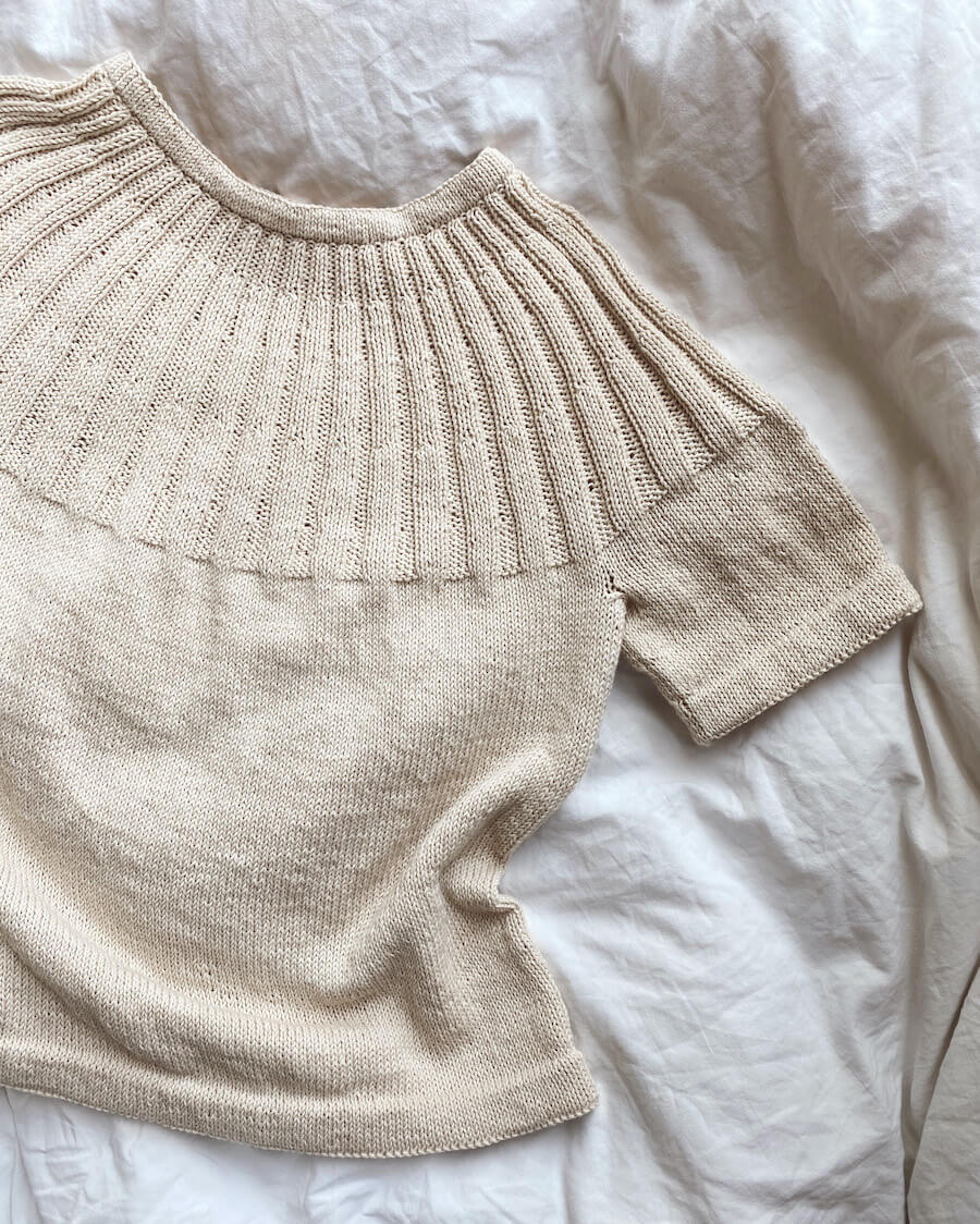 Sunday Tee - Strickanleitung von PetiteKnit