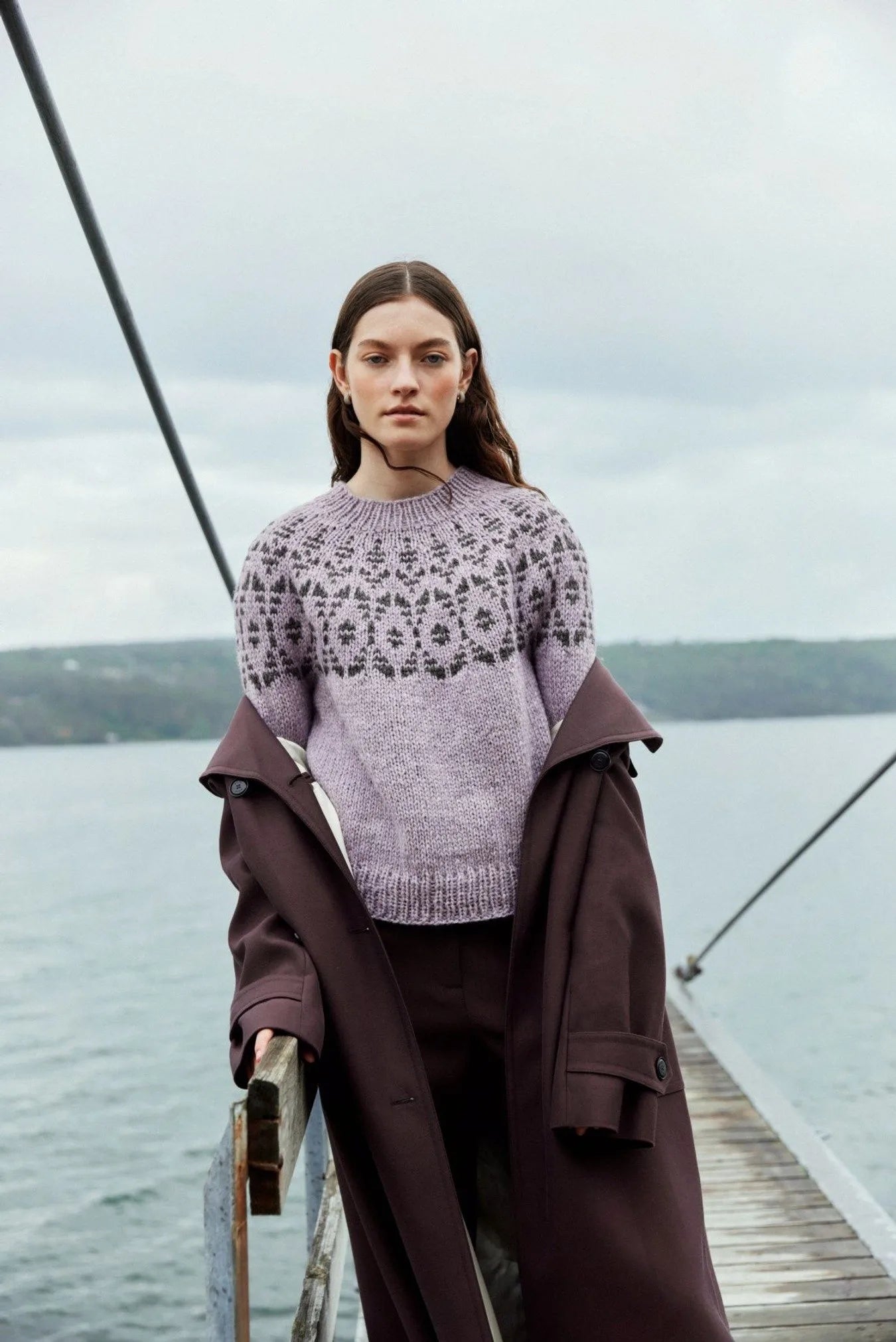 Strickpaket Høstlynggenser lila - Rauma Garn