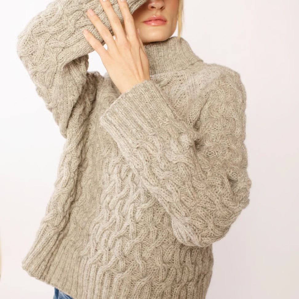 Strickpaket Florens Flettegenser (Zopfpullover) - Rauma Garn