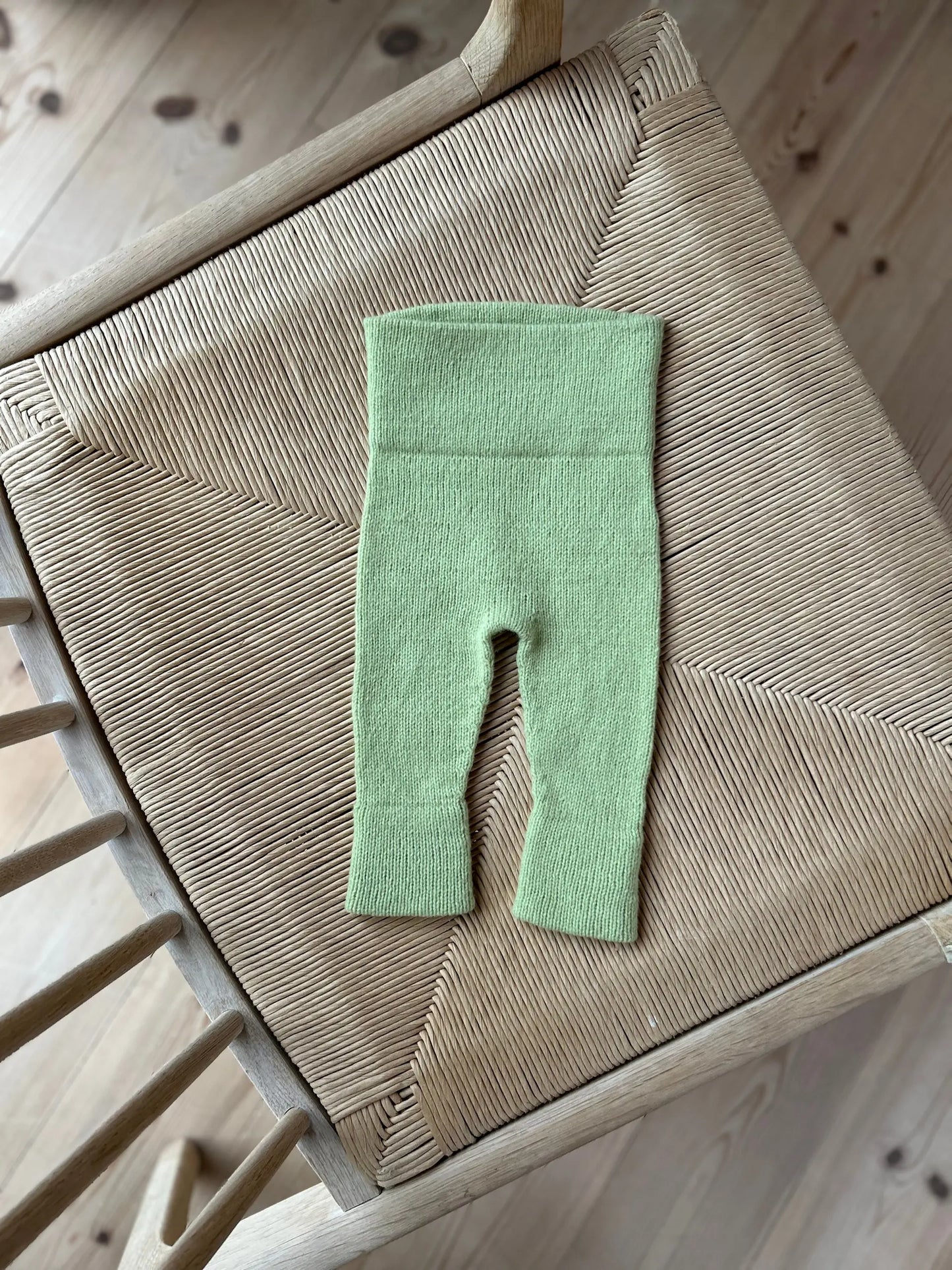 Strickpaket Lun Willybukse - Rauma Garn