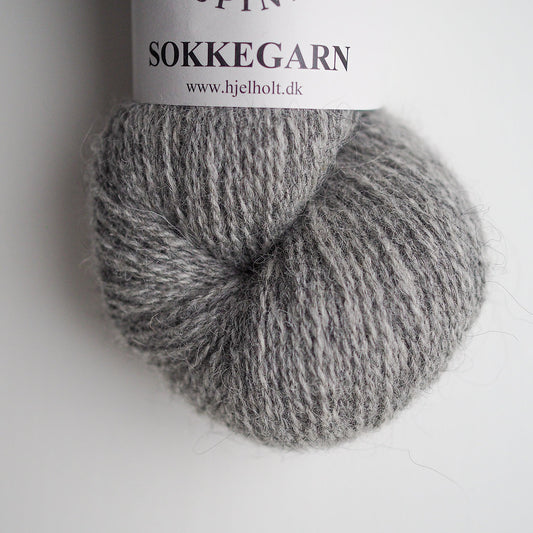 Plastikfreies Sockengarn - Hjelholts Uldspinderi