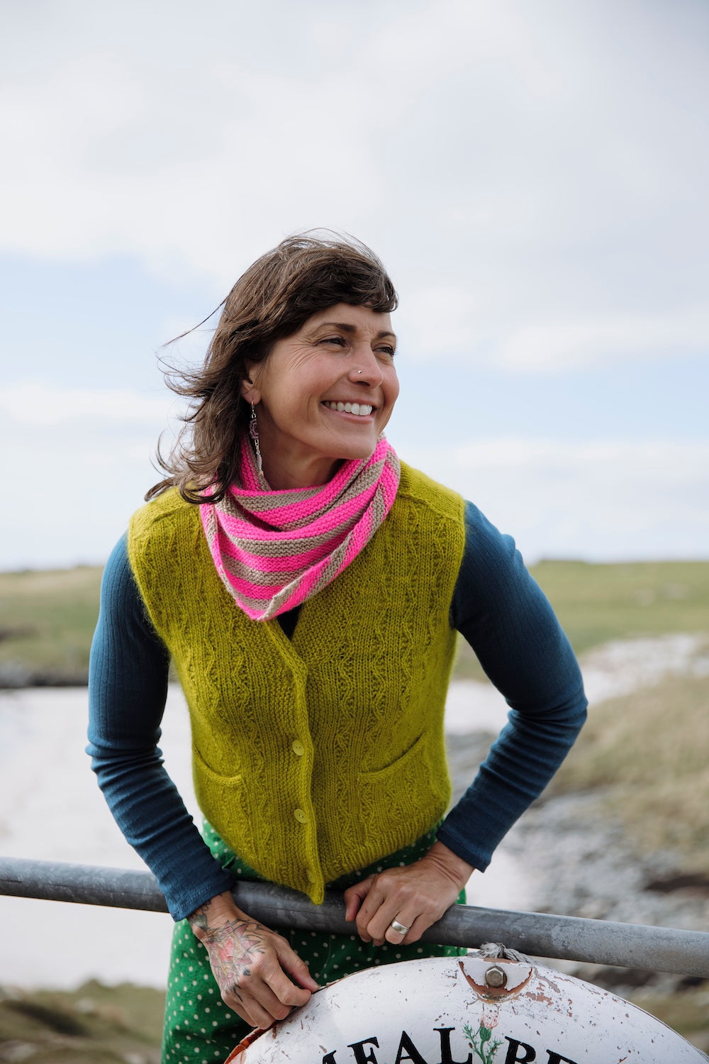 Vorbestellung: Shetland Shades: Stories in Wool - Gudrun Johnston/LAINE