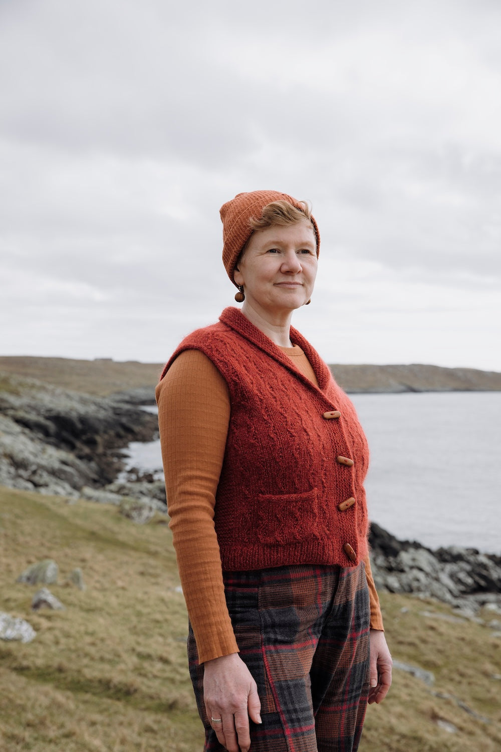 Vorbestellung: Shetland Shades: Stories in Wool - Gudrun Johnston/LAINE