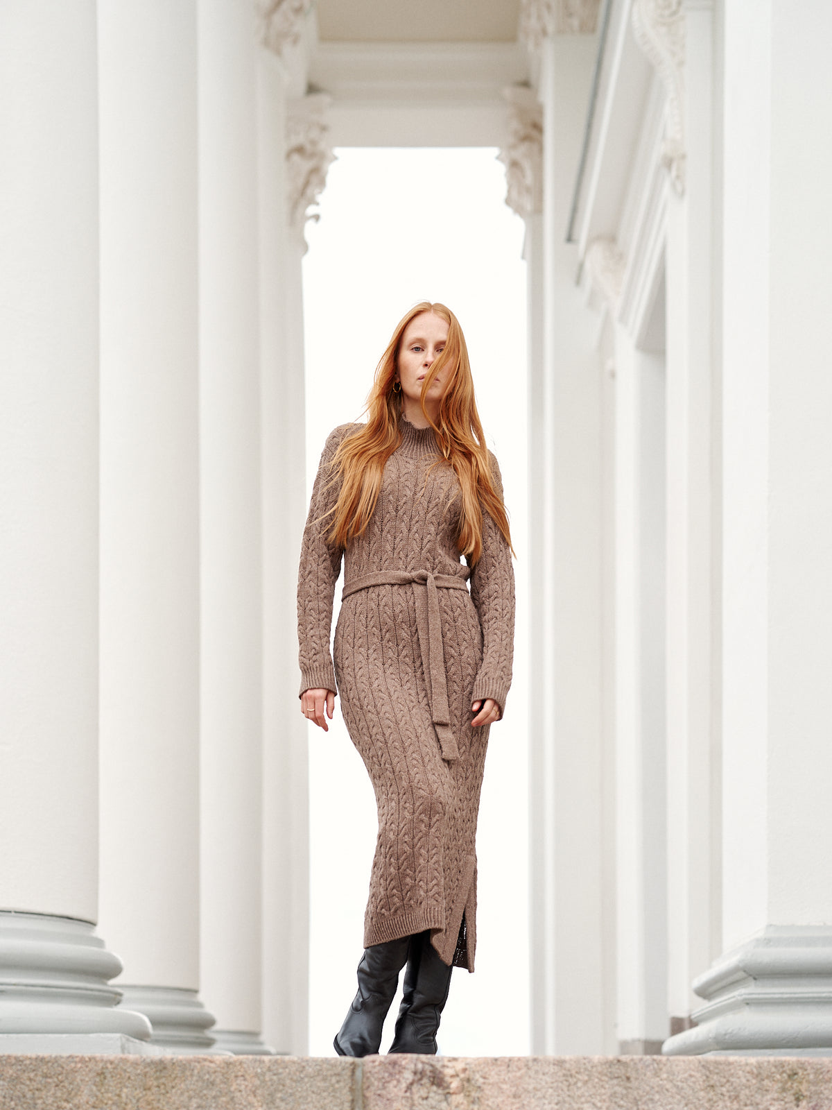 Vorbestellung: Nordic Shic: Knitting a Modern Wardrobe - Leeni Hoimela/LAINE
