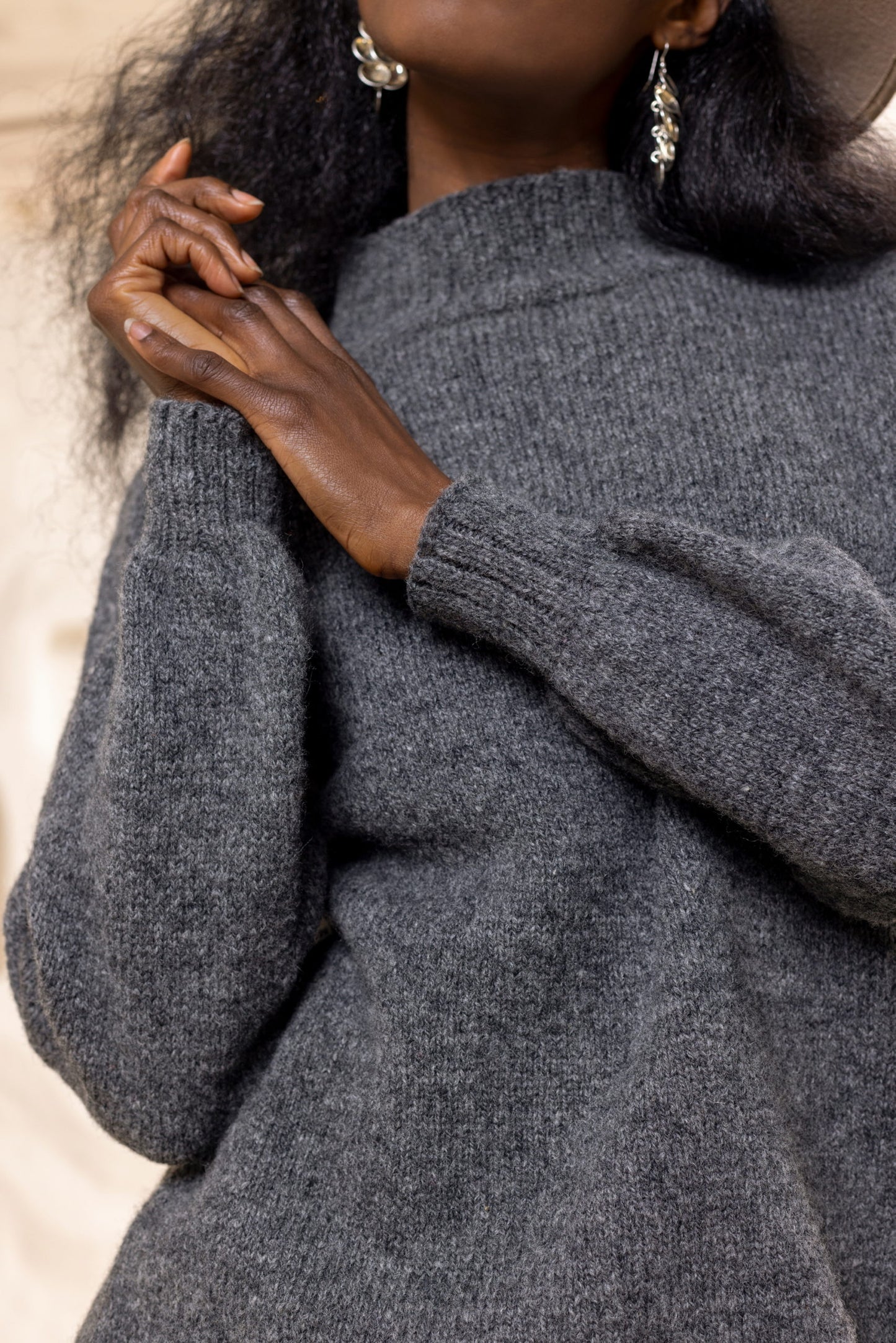 Solsikke Kleid (Deutsch/Englisch) - Strickanleitung von Hillesvåg