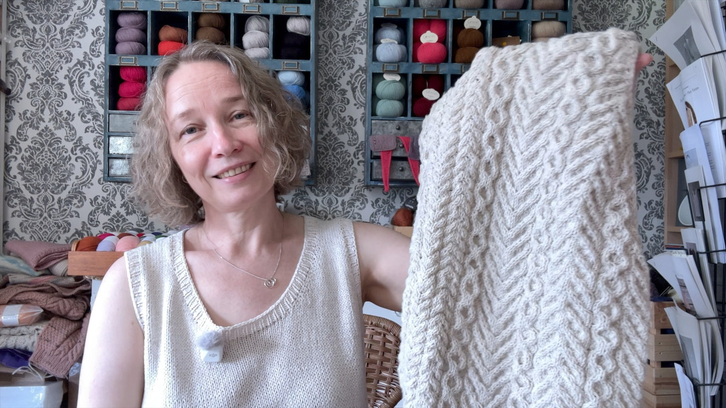 Strickset Ravendipity Shawlette - RavenstitchStudio