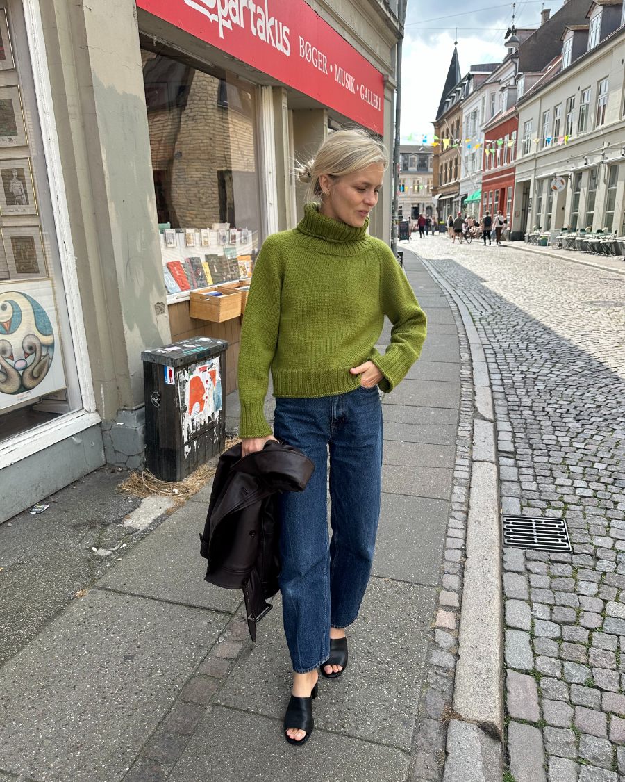 Amy Sweater - Strickanleitung von PetiteKnit