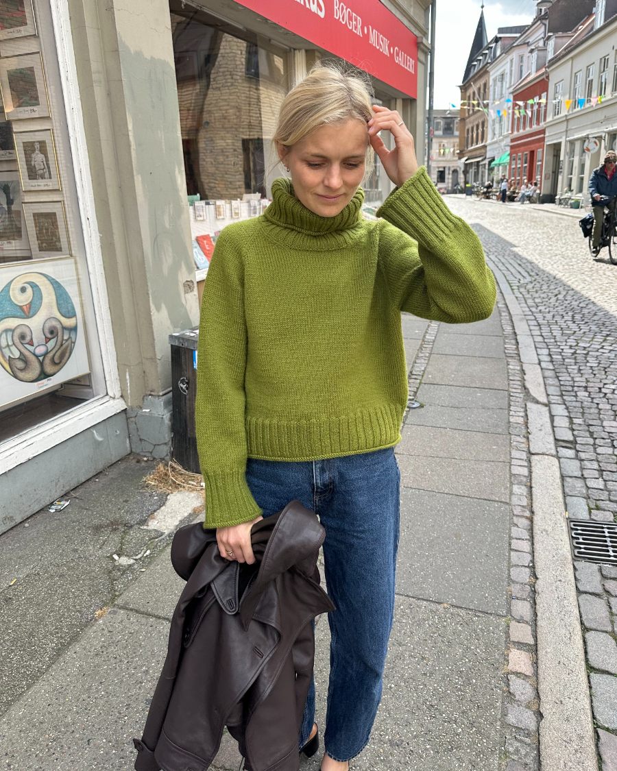 Amy Sweater - Strickanleitung von PetiteKnit
