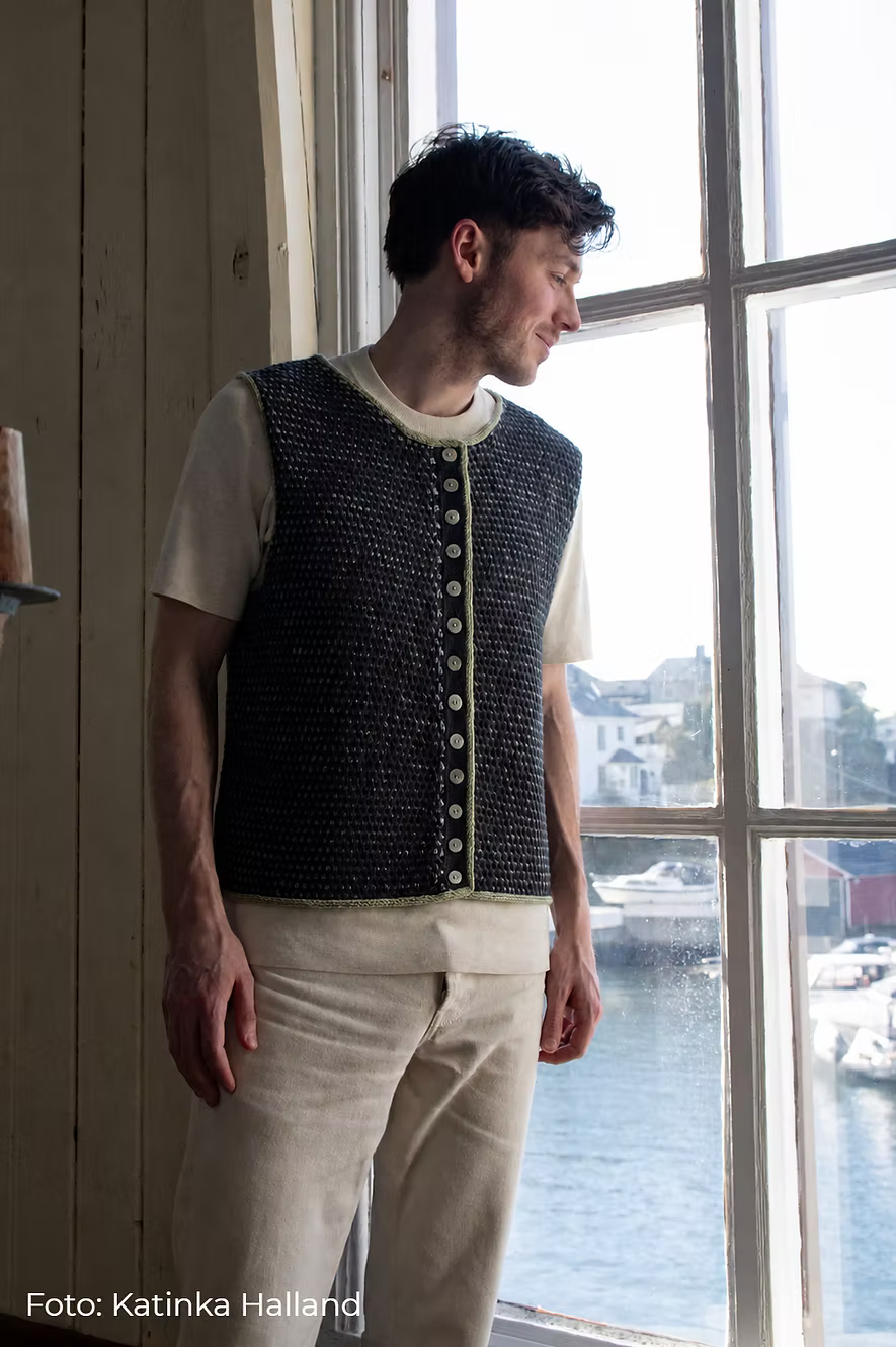 Ulla Vest (de/en) - Strickanleitung von Sjøllaget