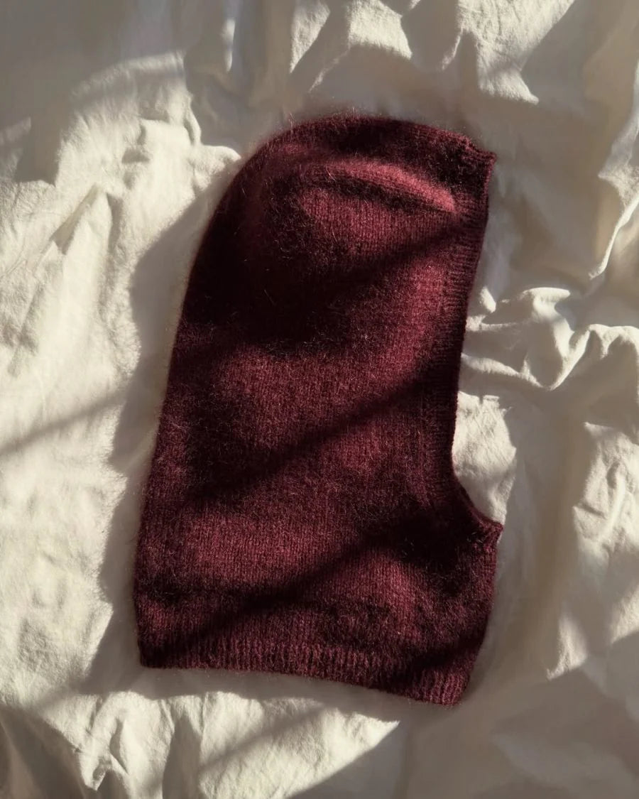Barbara Balaclava - Strickanleitung von PetiteKnit