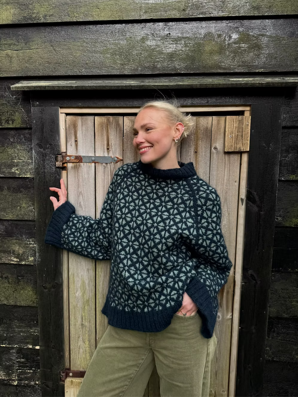 Vestavind Pullover (de/en) - Strickanleitung von Sjøllaget