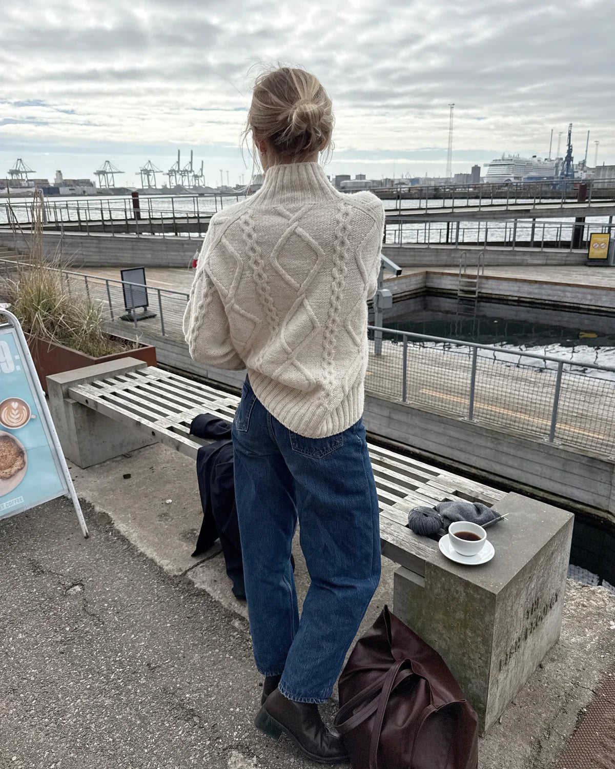 Saga Sweater - Strickanleitung von PetiteKnit