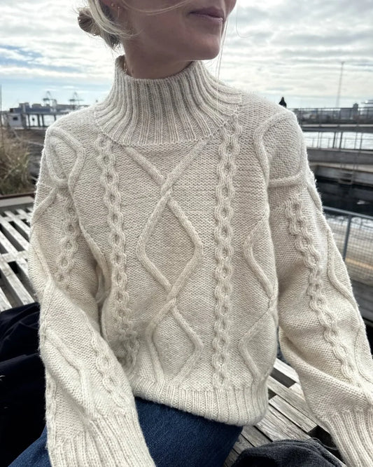 Saga Sweater - Strickanleitung von PetiteKnit