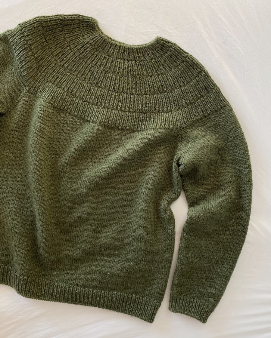 Ankers Pullover * My Boyfriend's Size - Strickanleitung von PetiteKnit