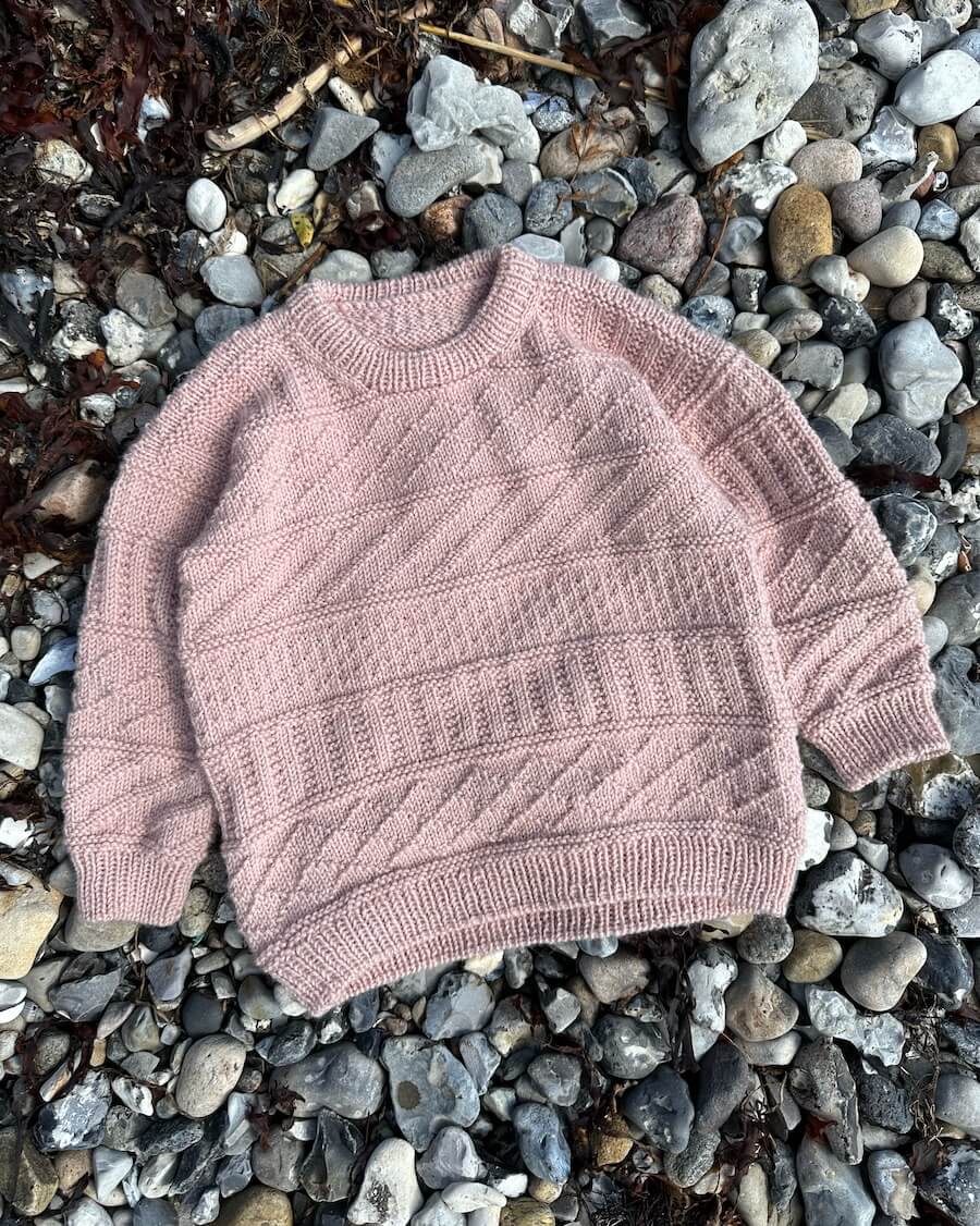 Storm Sweater Junior - Strickanleitung von PetiteKnit