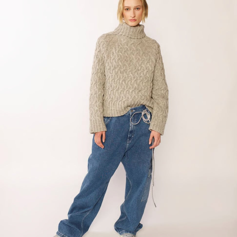 Strickpaket Florens Flettegenser (Zopfpullover) - Rauma Garn